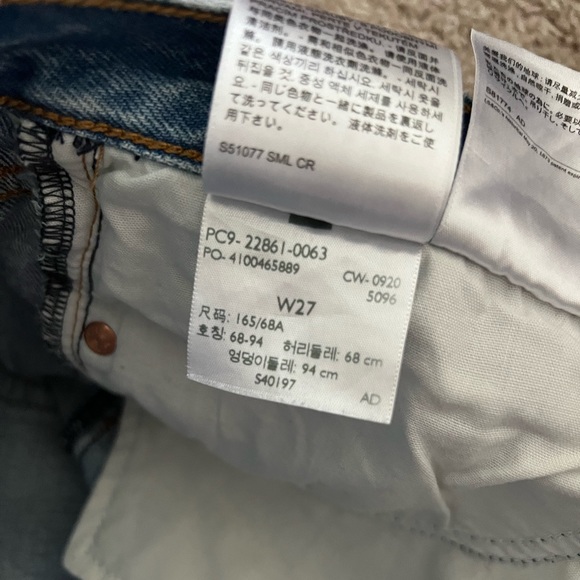 Levi’s Wedgie jeans - Picture 3 of 5